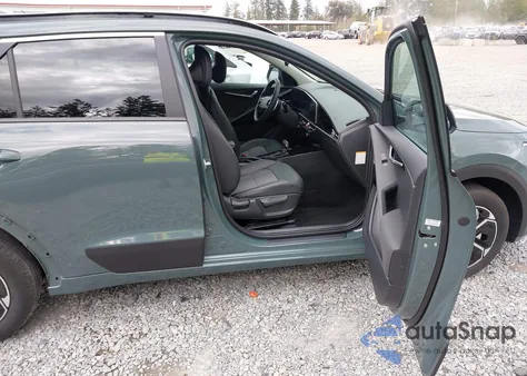 2024 Kia Niro Ex z USA, uszkodzony, nr VIN KNDCR3LE9R5176833